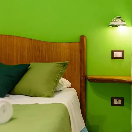 Sorrento Coast With Garden For 9 Guests * Пьяно-ди-Сорренто