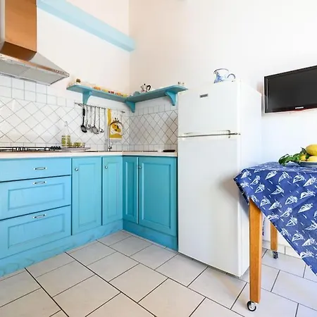 Sorrento Coast With Garden For 9 Guests Апартаменты *